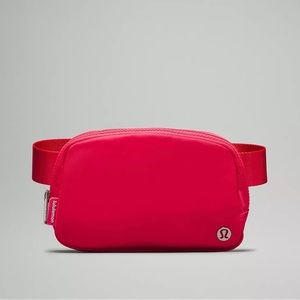 LULULEMON EVERYWHERE BELT BAG LIP GLOSS